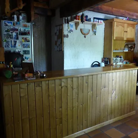Hostal Refugio Caro - Estels Del Sud *